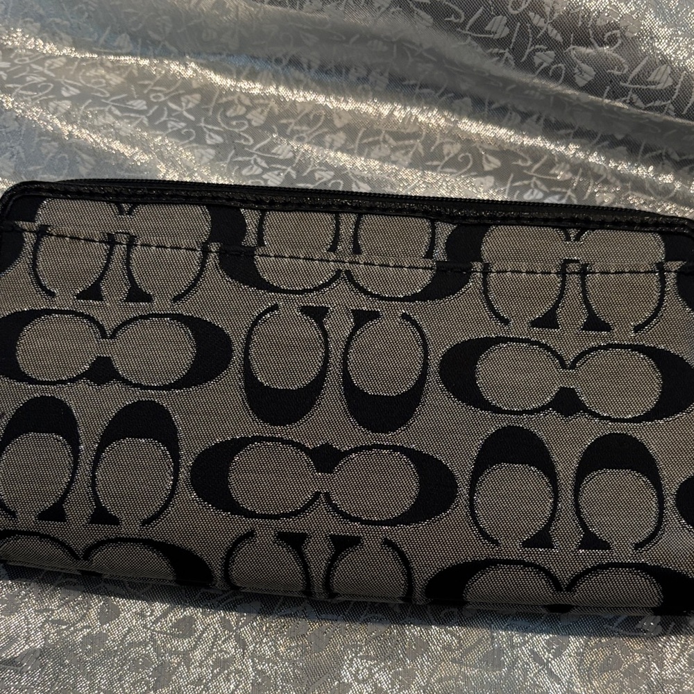 Coach Signature Black and Gray Wristlet Clutch - Picture 3 of 4